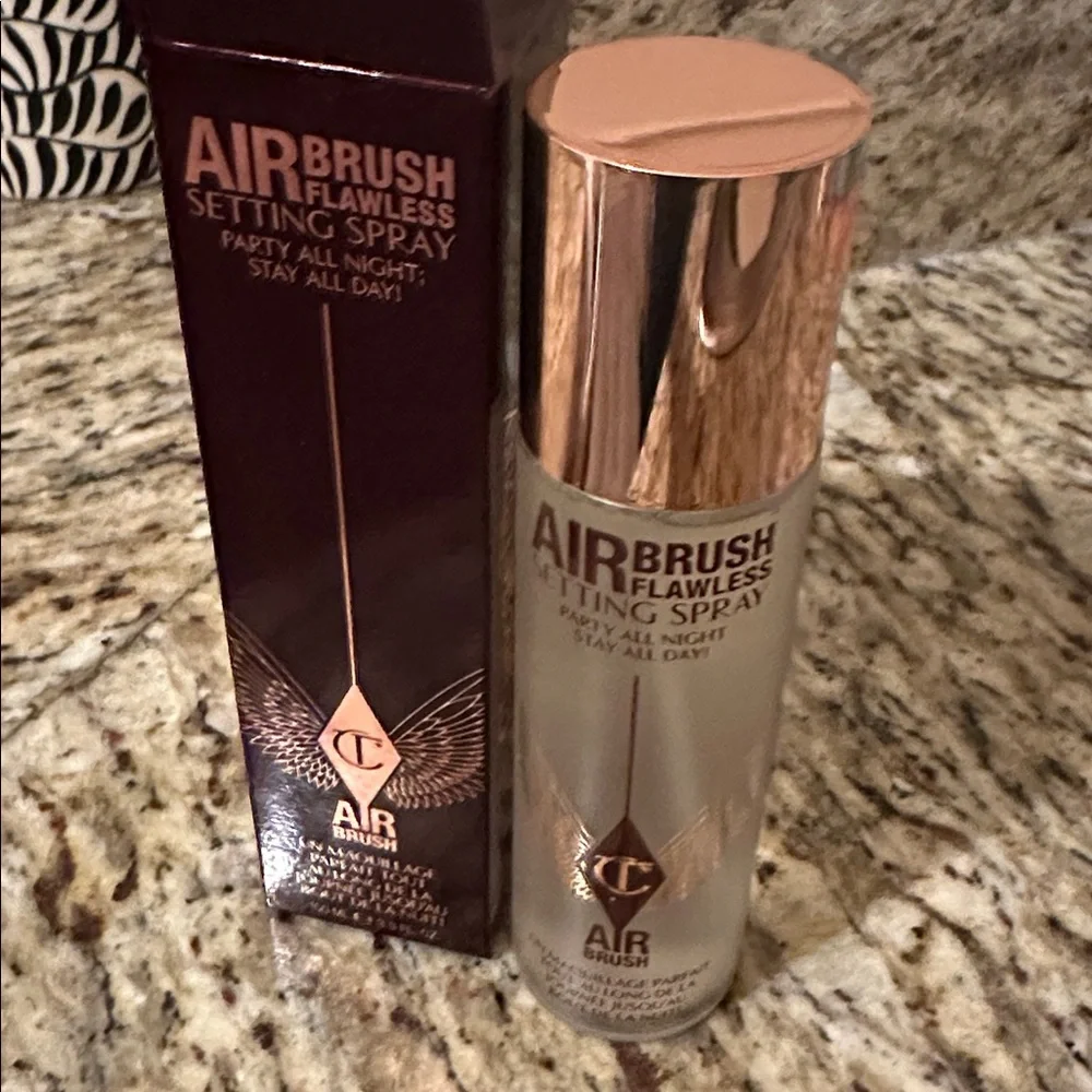 Charlotte Tilbury NIB Airbrush Flawless Setting Spray